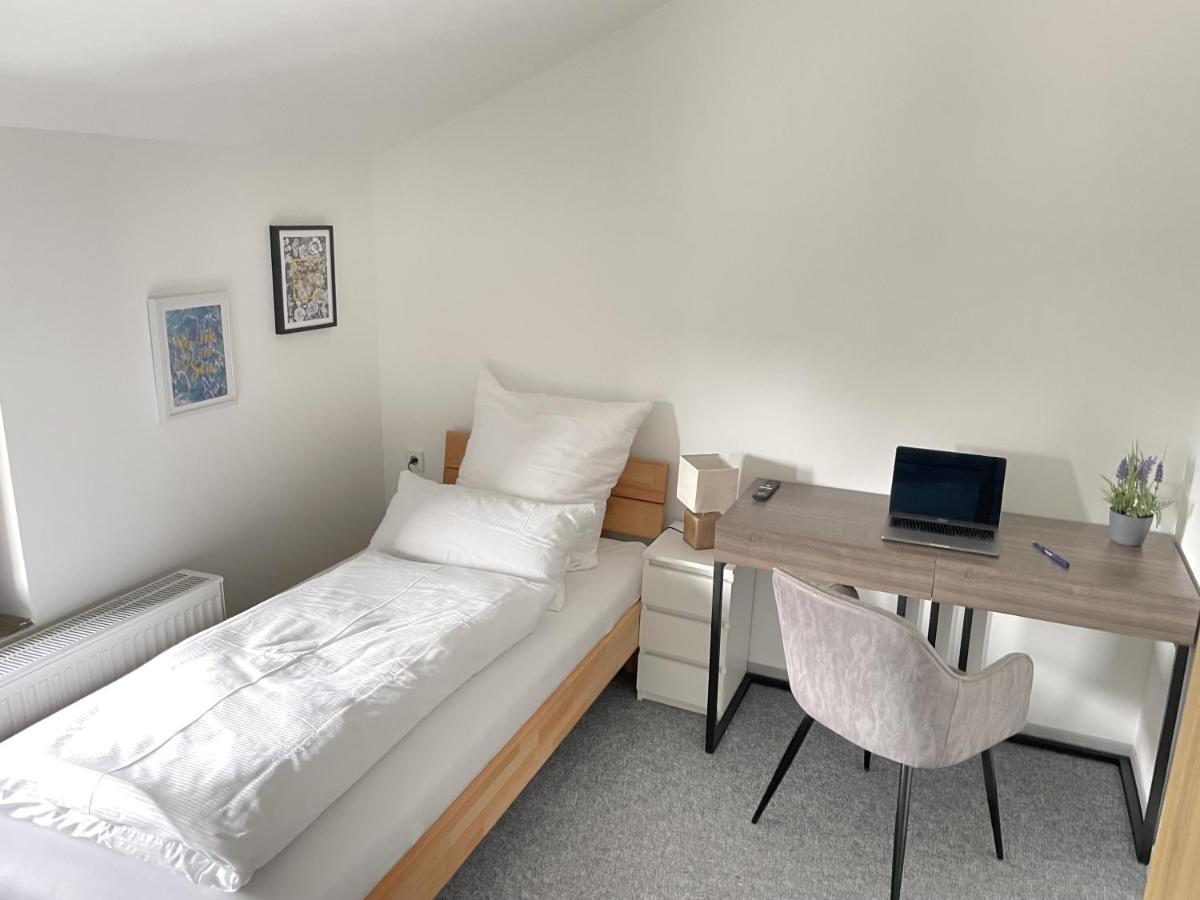 Hotel-Am-Bahnhof Stuttgart-ディツィンゲン 部屋 写真