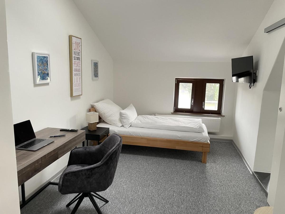 Hotel-Am-Bahnhof Stuttgart-ディツィンゲン 部屋 写真